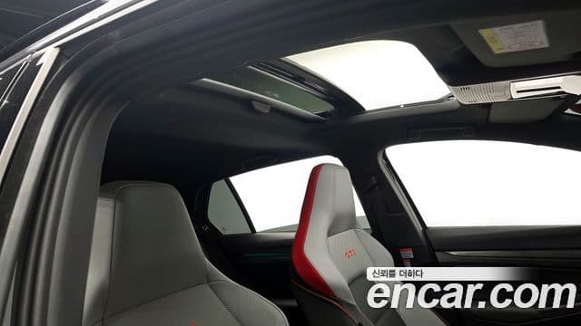 Volkswagen Гольф 8세대 2.0 GTI, 2023 18