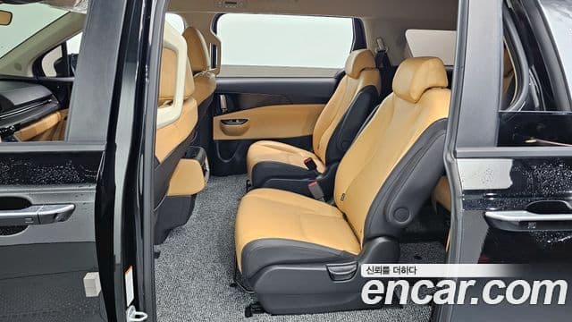 Kia Carnival 4세대 Prestige, 2022 11