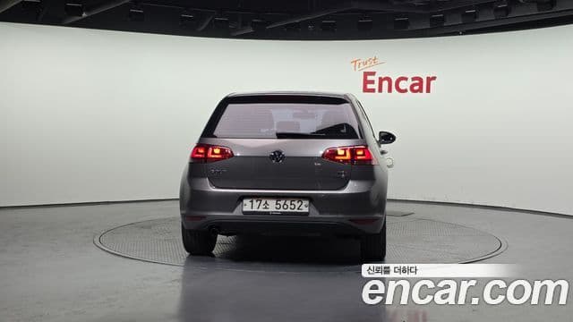 Volkswagen Гольф 7세대, 2014 4