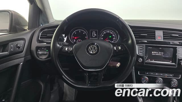 Volkswagen Гольф 7세대, 2014 13