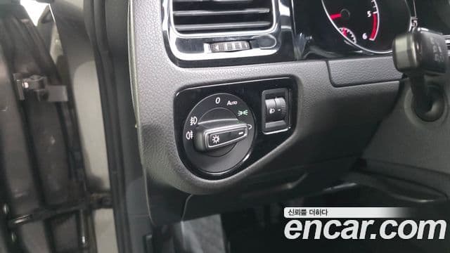 Volkswagen Гольф 7세대, 2014 18