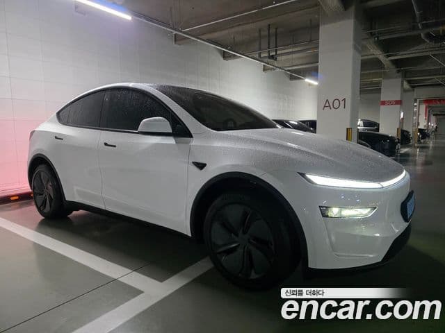 Tesla модель Y Premium RWD, 2026 3