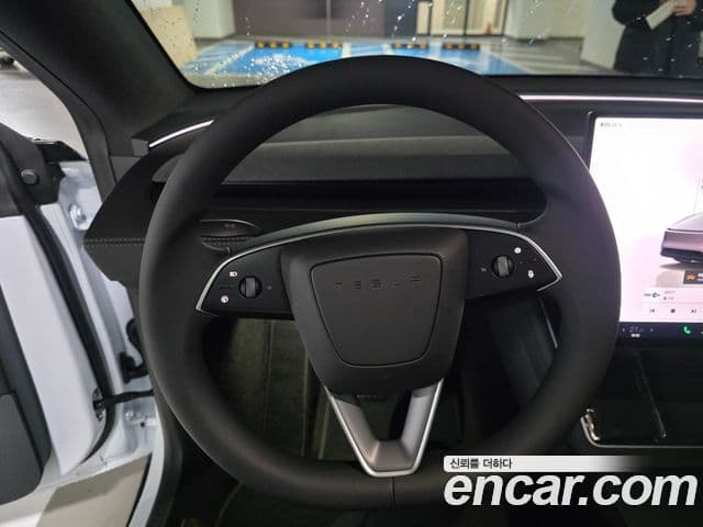 Tesla модель Y Premium RWD, 2026 9