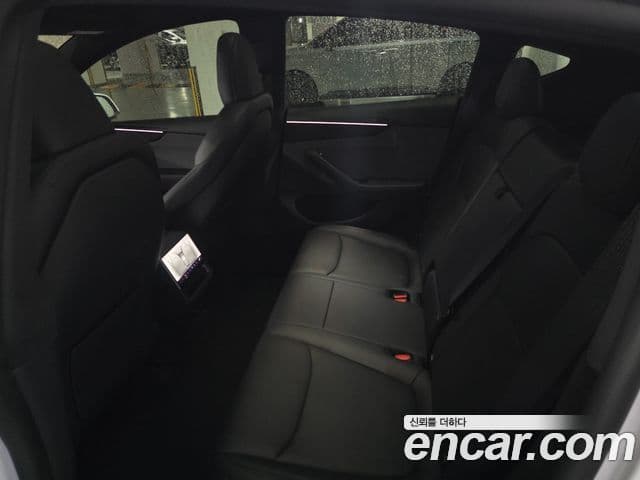 Tesla модель Y Premium RWD, 2026 13