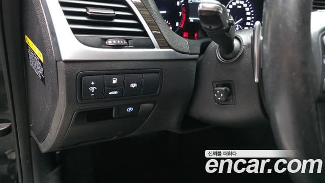 Genesis G80 Premium Luxury, 2017 18