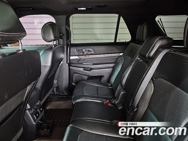 Ford Explorer 5세대, 2016 10