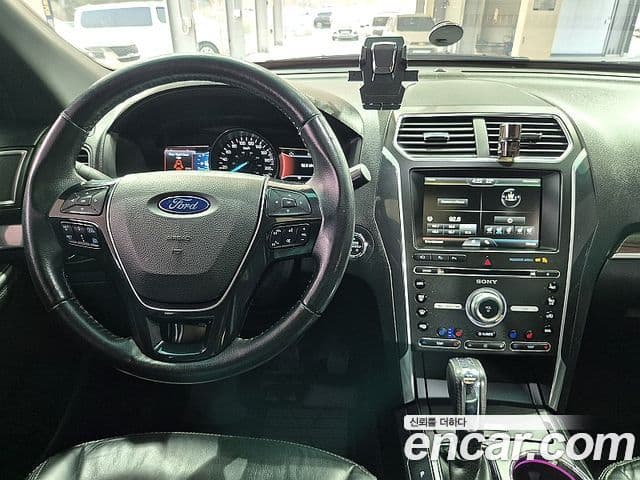 Ford Explorer 5세대, 2016 12
