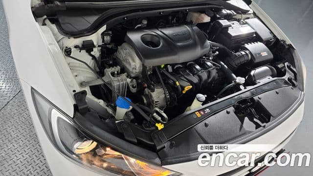 Hyundai Avante AD 1.6 GDI Value Plus, 2018 6