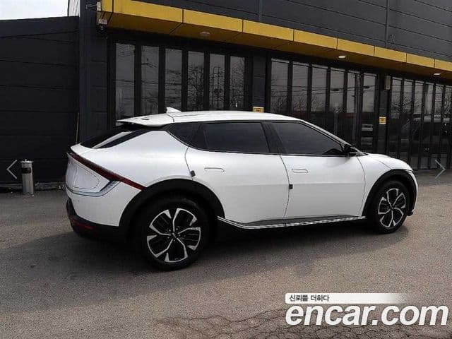 Kia EV6 Air, 2022 3