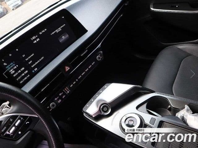 Kia EV6 Air, 2022 10