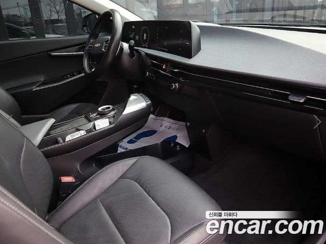 Kia EV6 Air, 2022 13