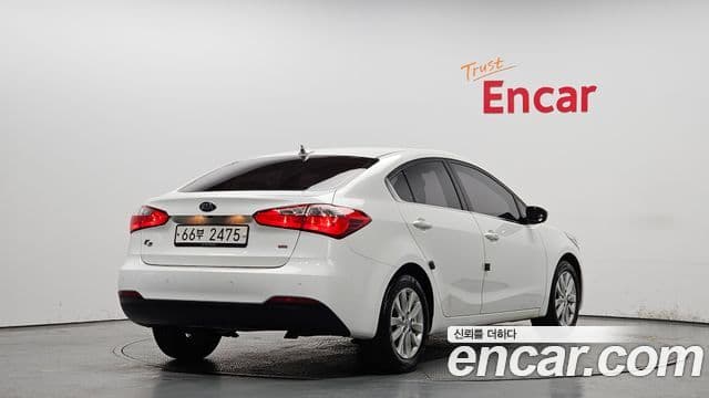 Kia K3 Trendy, 2013 2