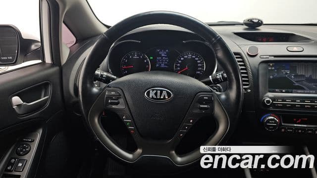 Kia K3 Trendy, 2013 13