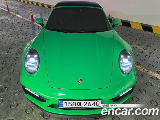 Porsche 911 (992) Carrera 4 GTS кабриолет, 2022 4