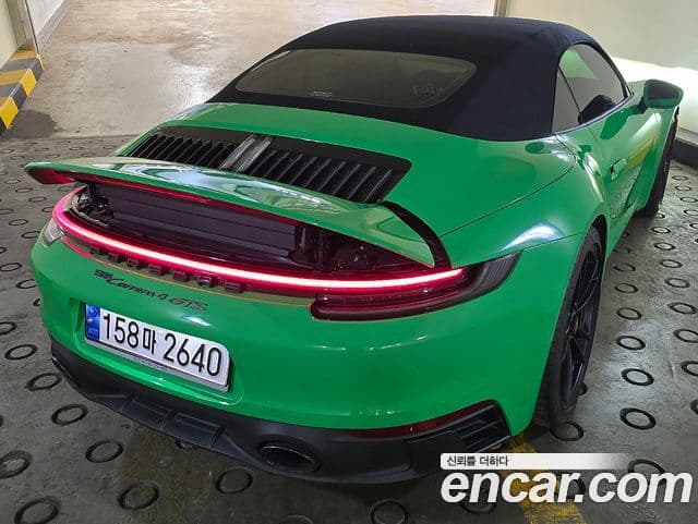 Porsche 911 (992) Carrera 4 GTS кабриолет, 2022 6