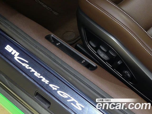 Porsche 911 (992) Carrera 4 GTS кабриолет, 2022 17