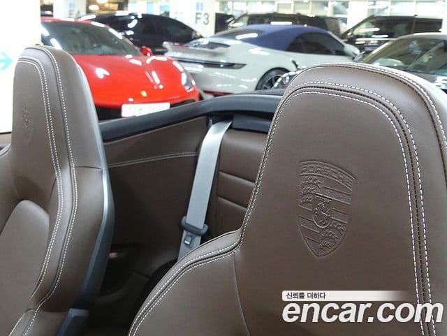Porsche 911 (992) Carrera 4 GTS кабриолет, 2022 18