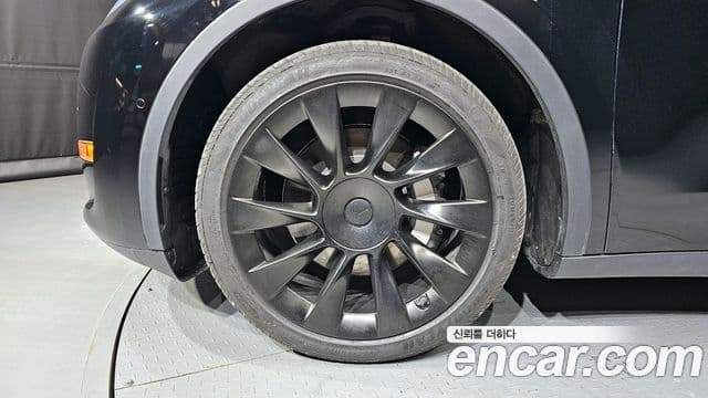 Tesla модель Y Long Range AWD, 2022 все фото