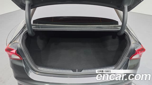 Kia K5 3세대 Prestige, 2022 20