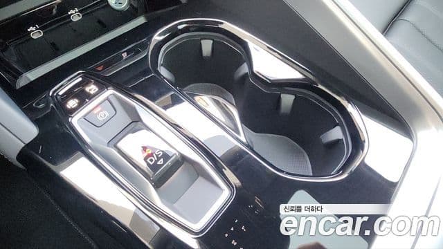 Audi Q5 (80A) 40 TDI Quattro S Line, 2025 12