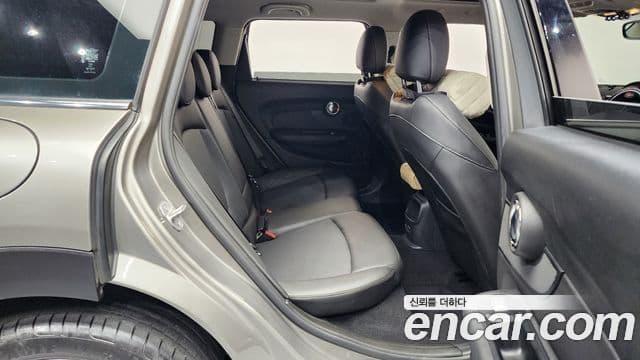 Mini Cooper 클럽맨 2세대, 2020 12