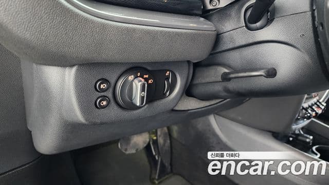 Mini Cooper 클럽맨 2세대, 2020 14