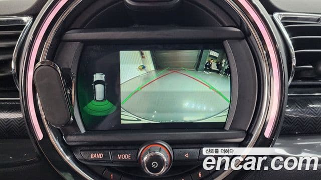 Mini Cooper 클럽맨 2세대, 2020 16