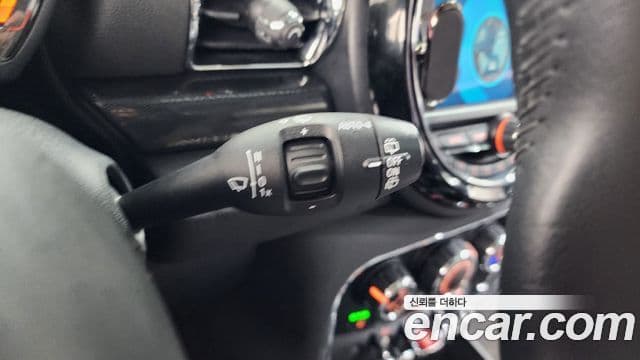 Mini Cooper 클럽맨 2세대, 2020 18