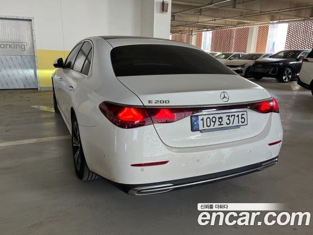 Mercedes-Benz E-класс W214 Avantgarde, 2025 все фото