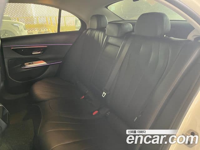 Mercedes-Benz E-класс W214 Avantgarde, 2025 14