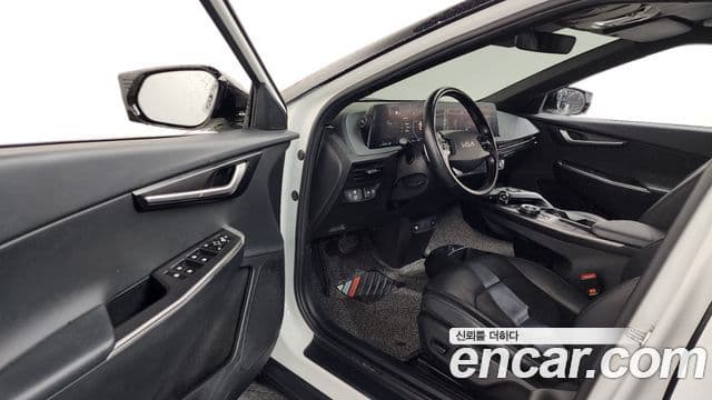 Kia EV6 Light, 2022 10