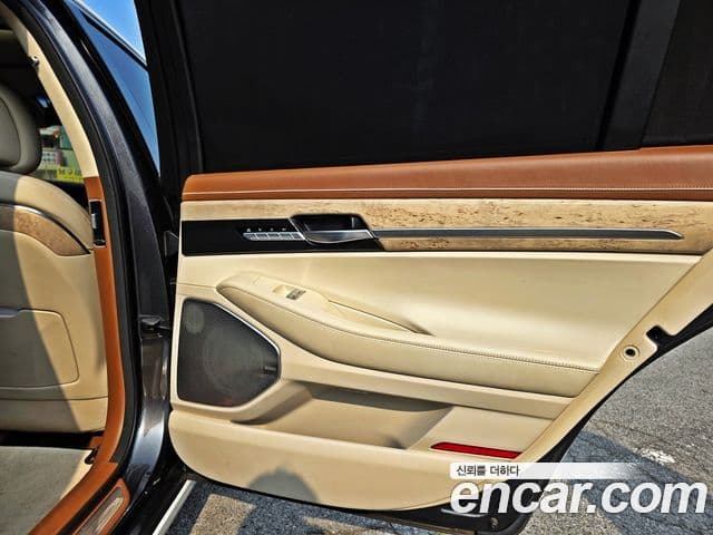 Genesis G90 Prestige, 2019 9