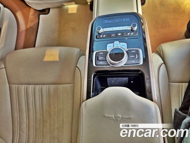 Genesis G90 Prestige, 2019 11