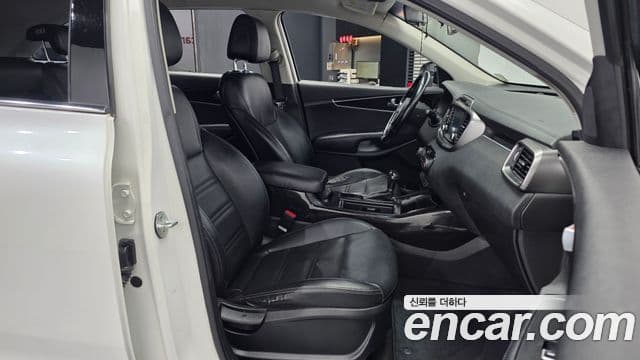 Kia All New Sorento Luxury, 2015 11