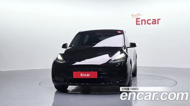 Tesla модель Y, 2024 3