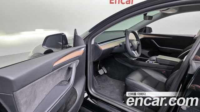 Tesla модель Y, 2024 11