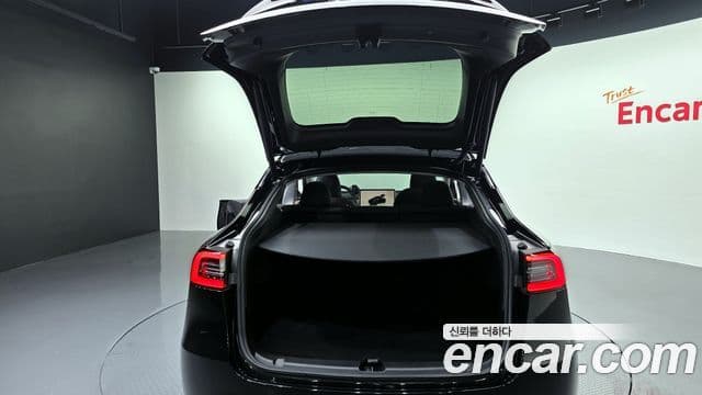 Tesla модель Y, 2024 20