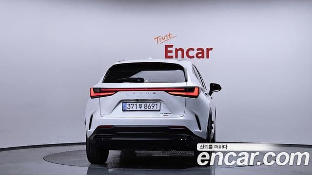 Lexus NX350h 2세대 Premium, 2024 4