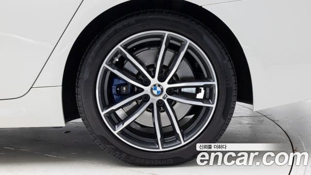 BMW 5시리즈 (G30) 520i M Sport, 2022 все фото