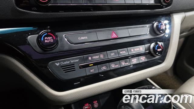 Kia All New Carnival President, 2016 16