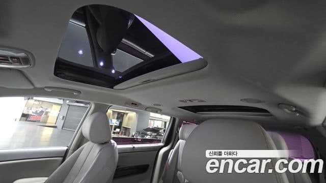 Kia All New Carnival President, 2016 17