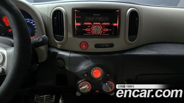 Nissan 큐브 Z12, 2014 14