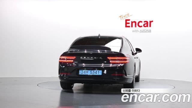 Genesis electrified G80 (RG3) e-AWD, 2022 4