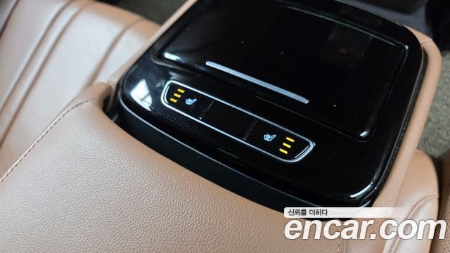 Genesis electrified G80 (RG3) e-AWD, 2022 19