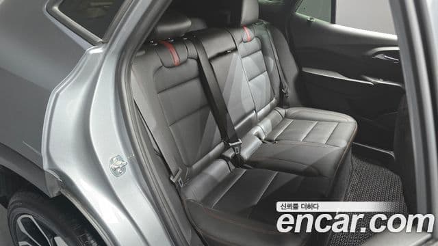 Chevrolet(GM대우) Trax кроссовер 1.2 RS, 2024 13