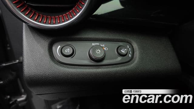 Chevrolet(GM대우) Trax кроссовер 1.2 RS, 2024 18