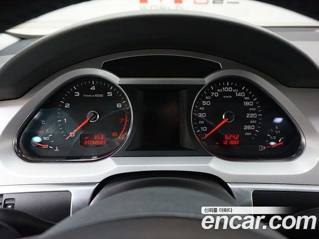 Audi New A6 C6, 2011 8