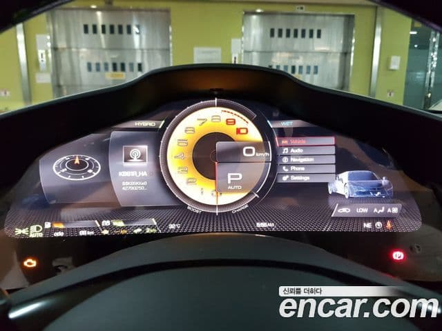 Ferrari SF90 스파이더, 2023 8