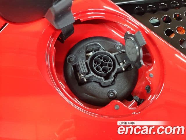 Ferrari SF90 스파이더, 2023 18