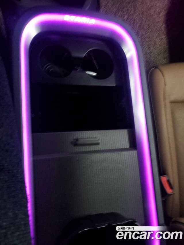 Hyundai Staria Inspiration, 2022 17